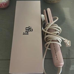 This is the L’ange 360 airflow styler. Originally bought for $100. Never used!